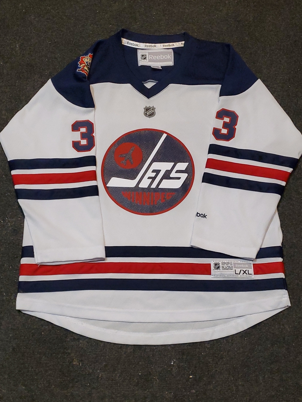 NHL Authentic Reebok Winnipeg Jets Heritage Classic Dustin Byfuglien Jersey..🏒